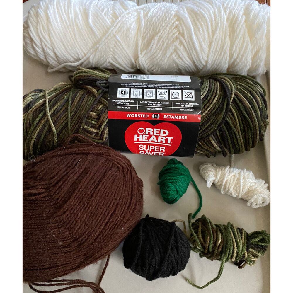 Red Heart Camouflage Yarn + Extras White Black Brown‎ Green Crochet Knitting